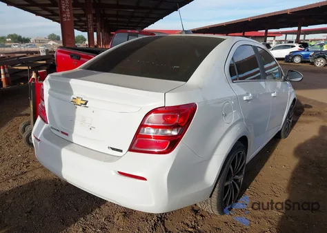 2017 Chevrolet Sonic Premier Auto from USA, damaged, VIN 1G1JF5SB2H4140417